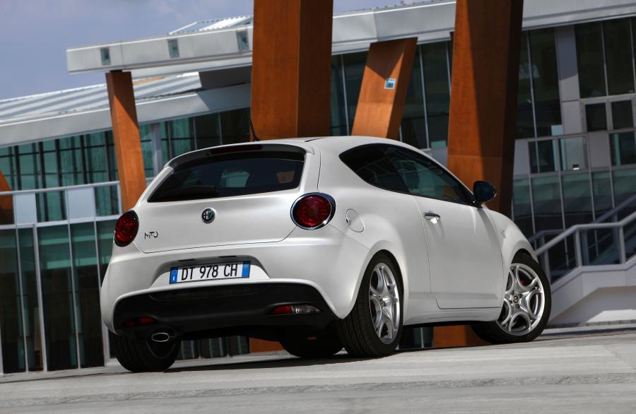  Alfa Romeo MiTo 1.4 MultiAir 2009 года  (фото 20 из 22)